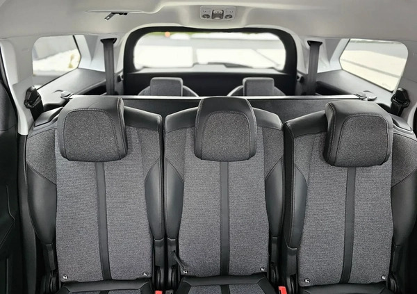 Peugeot 5008 cena 63500 przebieg: 98716, rok produkcji 2018 z Lipsk małe 781